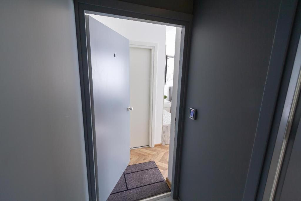 Hot Spot Vilnius Apartments! Exterior photo
